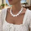 Vintage Runde Weiße Muschel Choker-Halskette für Damen Böhmische Geometrische Spleiß-Schlüsselbein-Ketten Anhänger Täglicher Vielseitiger Schmuck