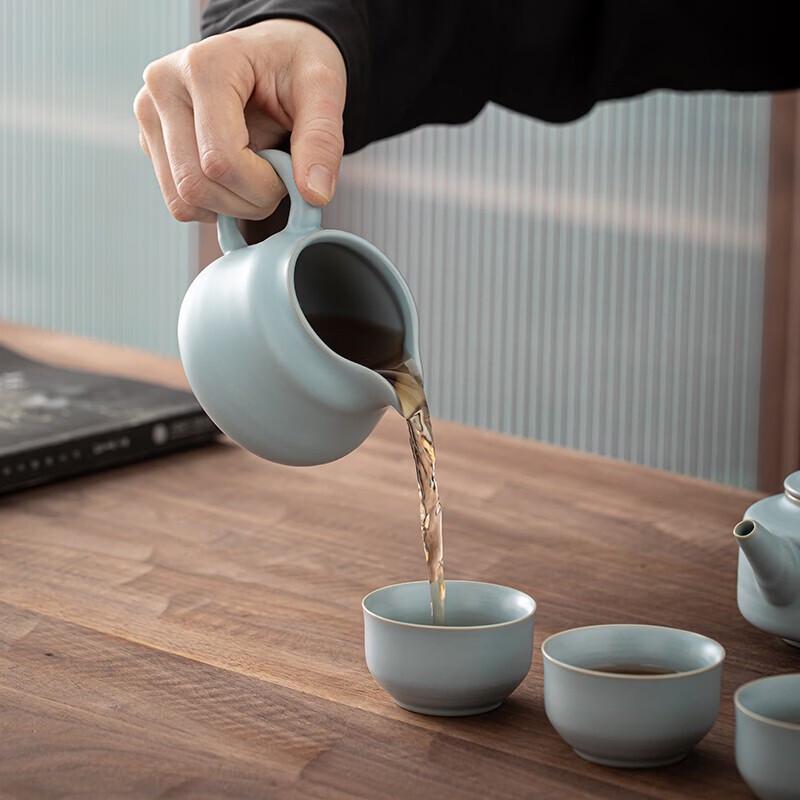 Susu Ceramics Ru Kiln Kung Fu Tea Set (10-Piece Gift Box)
