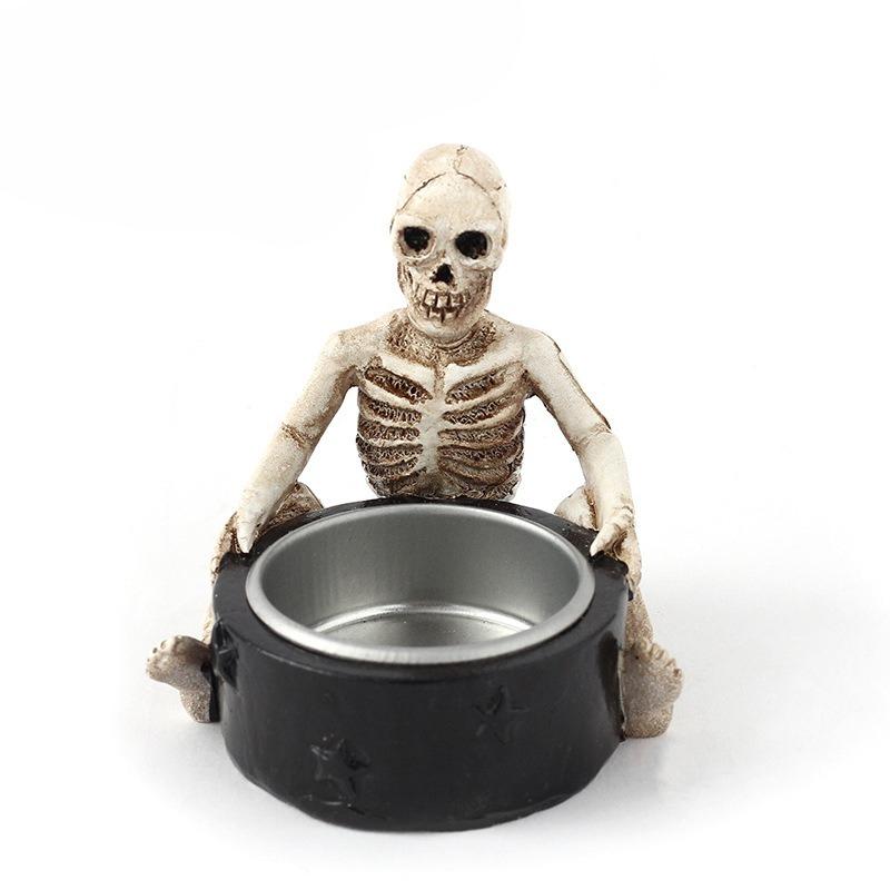

Halloween Decorations - Scary Witch Skull Candlestick - Halloween Party Table Resin Ornaments A ghost