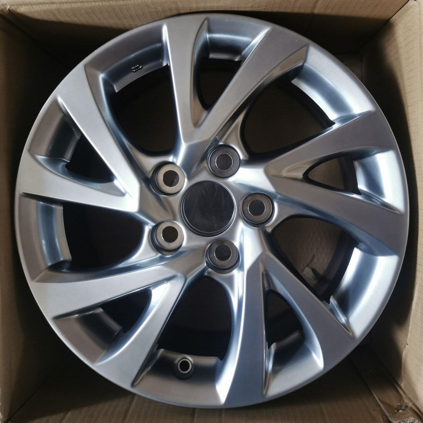 Toyota Corolla 15 tērauda disks ar