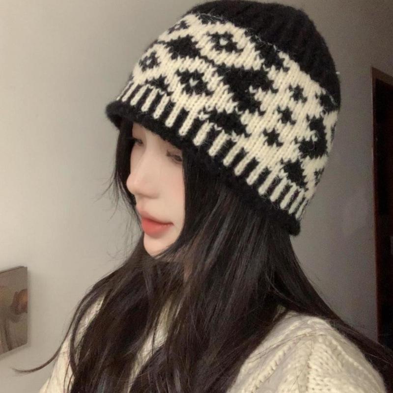 Diamond-shaped Versatile Bucket Hat, Cold-proof Knitted Wool Hat, Niche Pullover Hat, Fisherman Hat with Vintage Jacquard Design