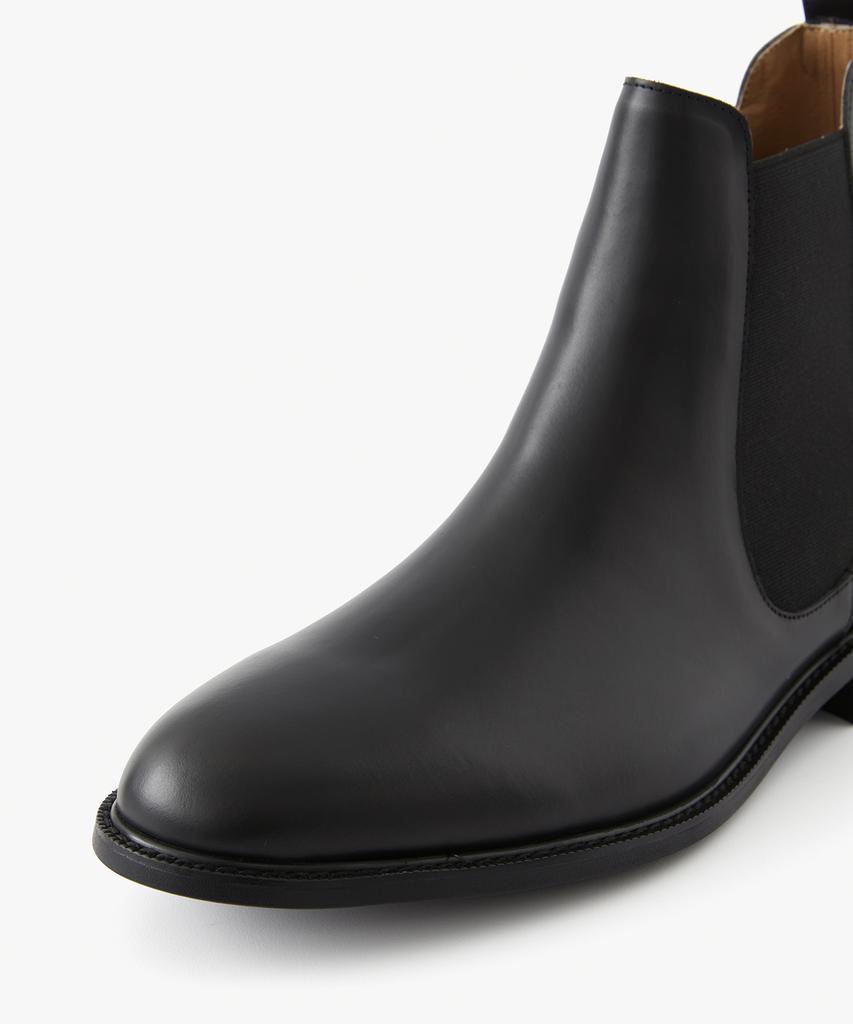 Romantic Move New Tampere Chelsea Boots R17M077 (Black)
