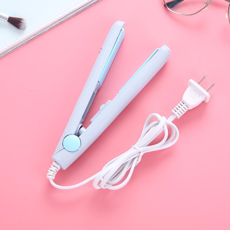 Compact Dual-Use Curling and Straightening Iron for Bangs