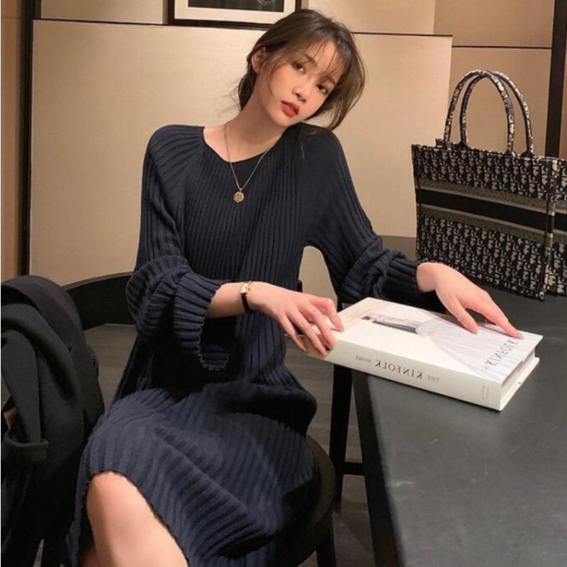 [] Lazy Wind Round Neck Navy Blue Knitted Dress Straight Loose and Thin Sweater Skirt Temperament Long Dress