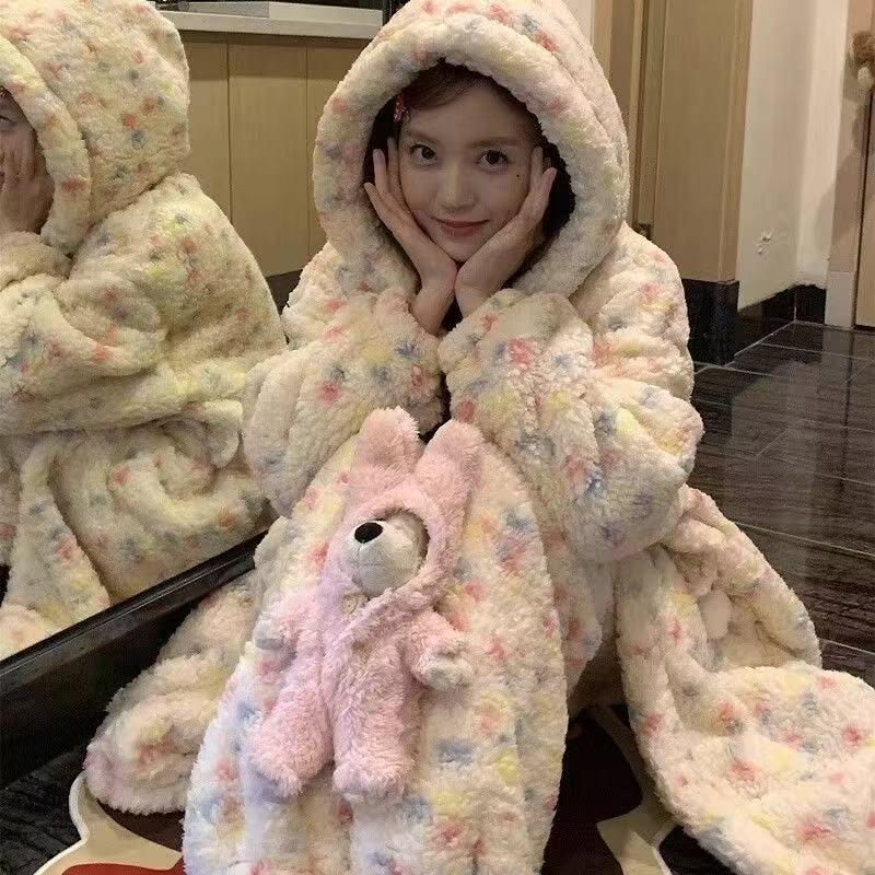 

Пижама для девочек из кораллового флиса с изображением медведя: Теплая, симпатичная, с капюшоном, плюс бархат, ночная рубашка осень/зима L (Weight 45-55 kg)