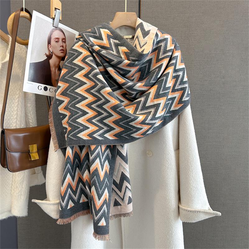 

Luxury Brand Cashmere Women Stripe Scarf Winter Warm Shawl and Wrap Bandana Pashmina Female Foulard Square Thick Blanket Poncho 65x180cm
