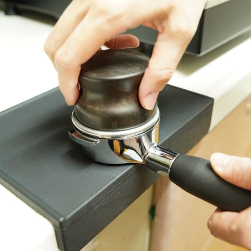 FUN COFFEE Distributor, 58mm Espresso Tamper, Coffee Equipment for Espresso Machines, Wooden Handle, Stainless Steel, Commercial Use, Three Inclined B