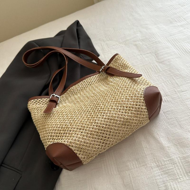 Summer Woven Tote Bag For Women With Magnetic Closure And Inner Pockets For Beach And Casual Wear