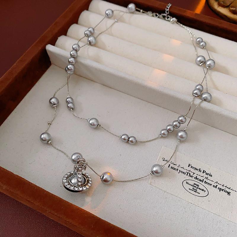 Geometric Pearl Pendant Necklace For Women With Handcrafted Faux Pearl Material And Stylish Appeal