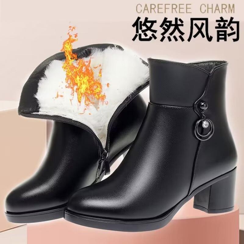 2025 New Autumn and Winter Short Boots Women's Thick Heel Velvet Women's Shoes Soft Leather Medium Heel Leather Shoes High Heel Martin Boots Wo