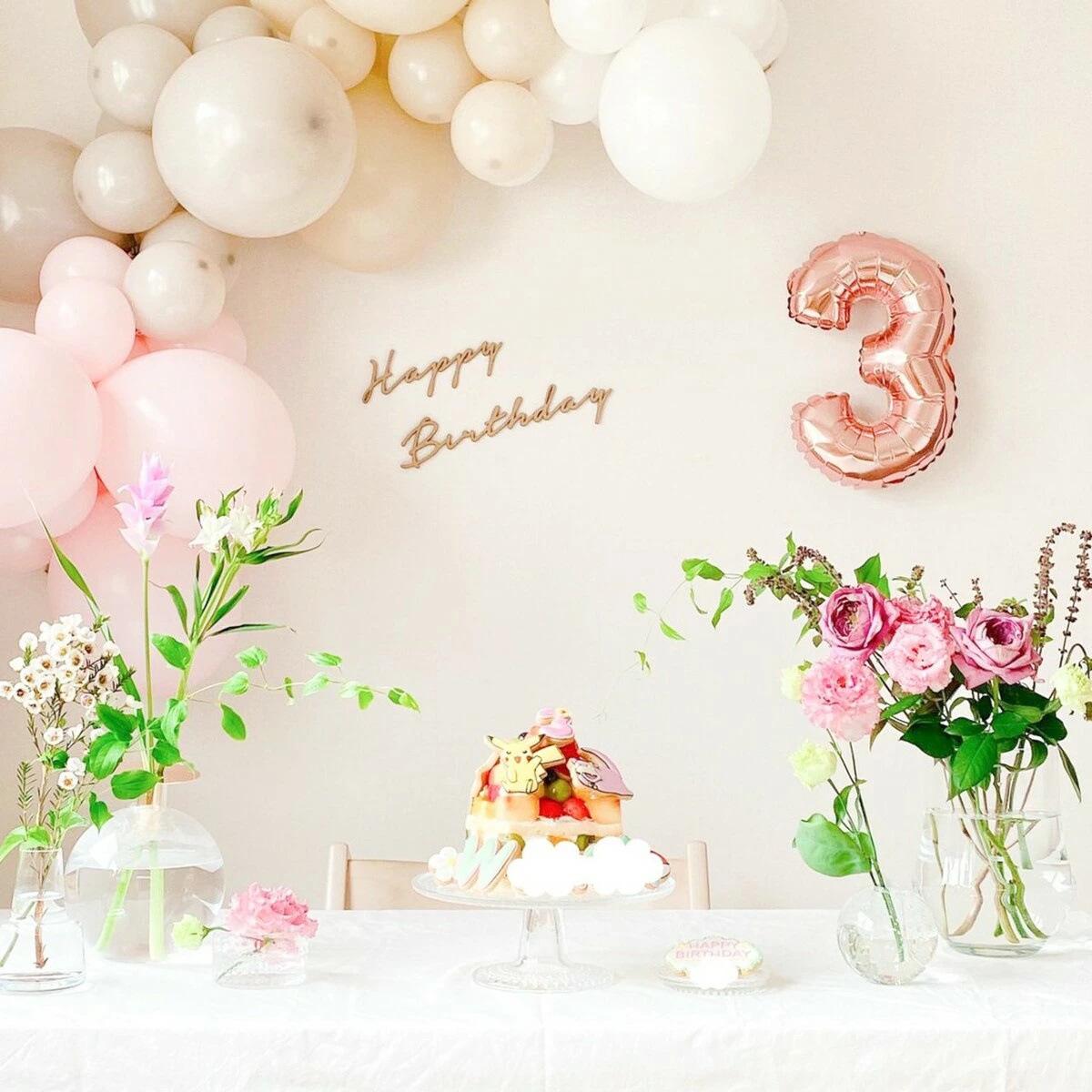 

В наличии: Деревянные буквы «С Днем рождения» для фотосессии и украшения на первый день рождения малыша.