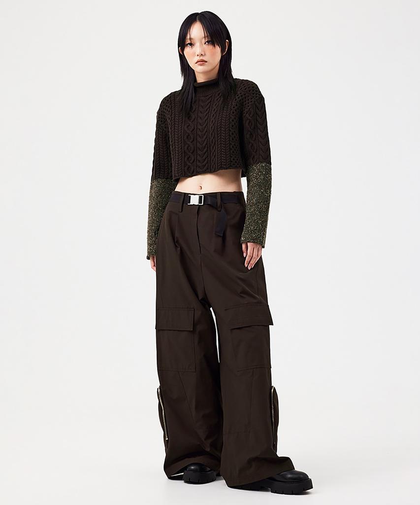 Seutyudiotomboiegseu (W) Cropped Cable Knit Pullover Brown