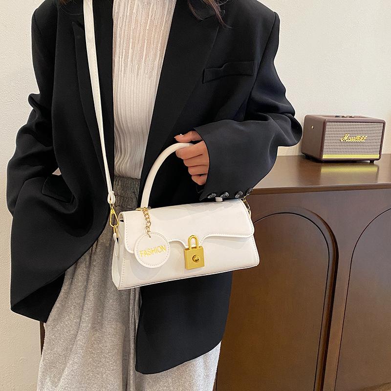 Französische Nische Temperament Pendler Hardware Schulter Umhängetasche Koreanische Sommer Neue Mode PU Handtasche