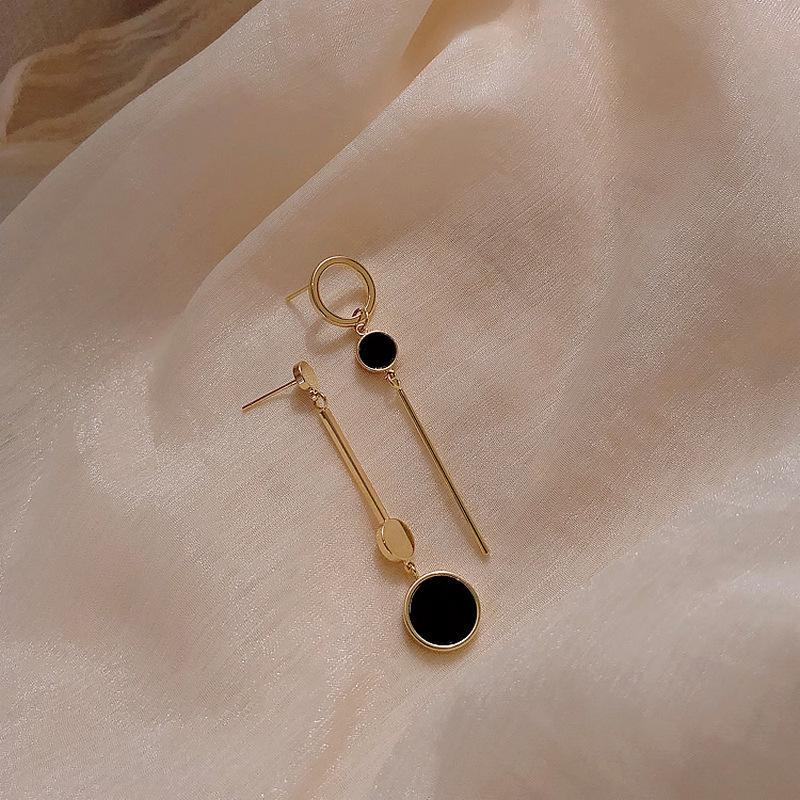 Long Tassel Gold Black Plaint Earrings 