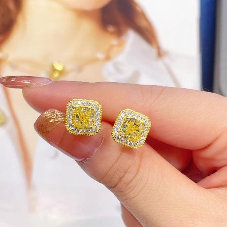 Fashion Temperament Ice Flower Cut Sugar Cube Set Necklace High Carbon Diamond Pink Diamond Pendant Yellow Diamond Ring Color Treasure Stud Earrings