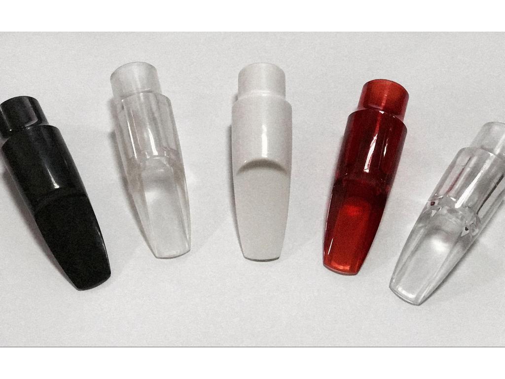 Křišťálově průhledný náustek pro alt saxofon - Dostupné v bílé a červené variantě