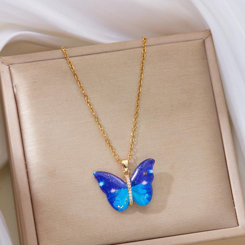 Simple Resin Butterfly Necklace for Women Gradient Colorful Insect Pendant Clavicle Chain Necklace Exquisite Party Jewelry