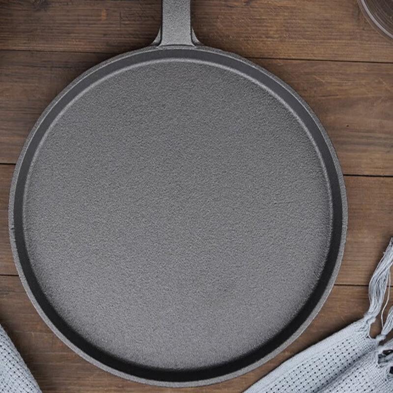 Yoshida Master Cast Iron Flat Frying Pan
