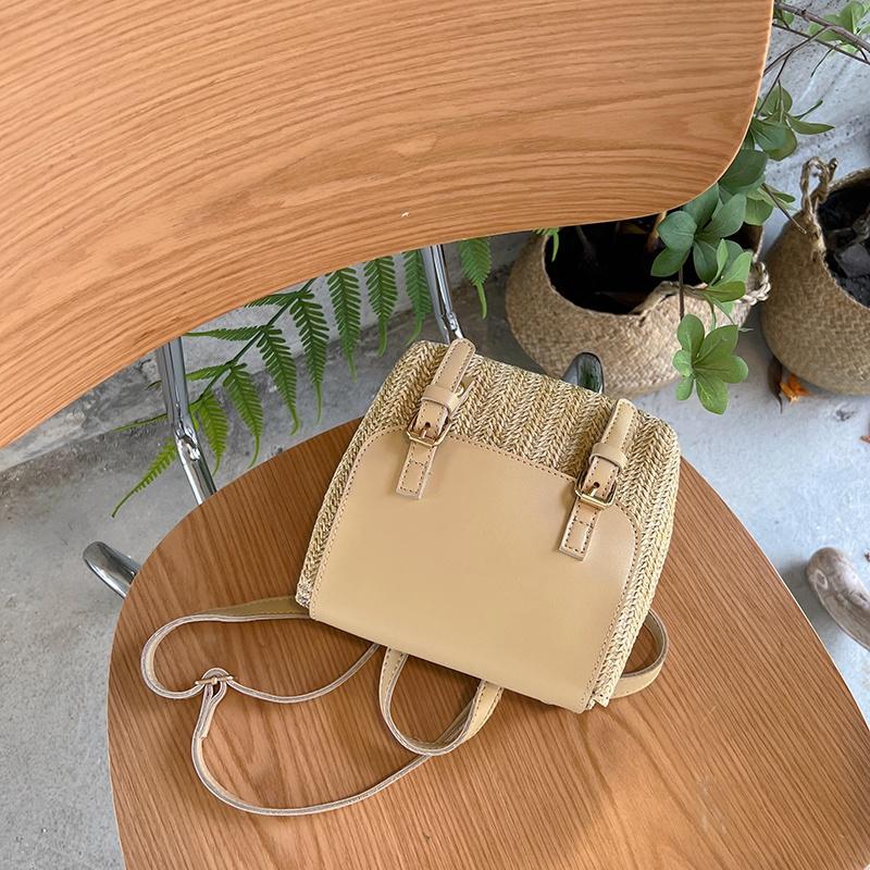 

IELGY Женский соломенный рюкзак нишевого дизайна бежевый