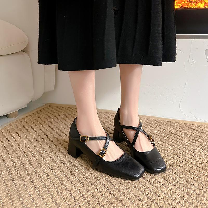 Sheepskin version 2025 spring new French retro Mary Jane single shoes square head thick heel commuter OL high heel single shoes women