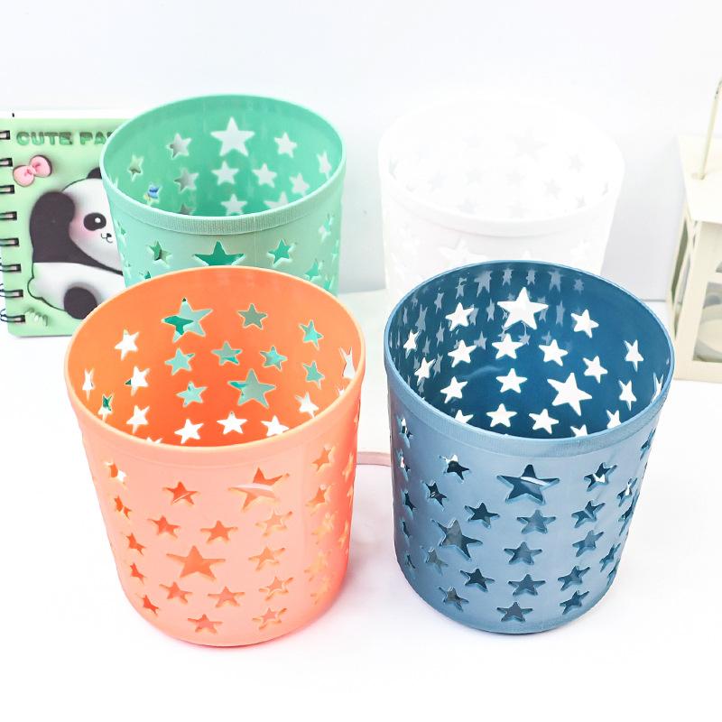 Hollow Star Plastic Pen Holders - Round Desktop Organizers with Cute Animal & Star Designs, Ideal for Office & Art Supplies