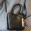 High-value Portable Bucket Bag Women's Winter New Casual Bag Popular Shoulder Bag Vintage Crossbody Bag