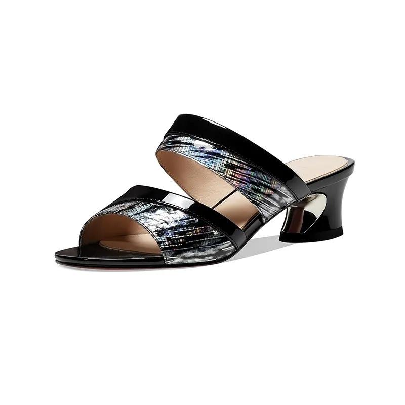 Summer two wear cool slippers outside fashion women's shoes hollow Korean version thick heel cool slippers middle-aged and elderly