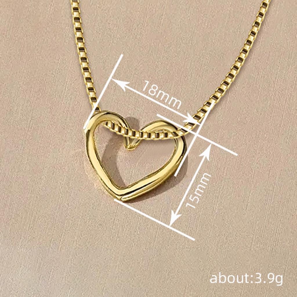 Twisted Hollow Open Heart Minimalist Box Chain Pendant Women Clavicle Necklace