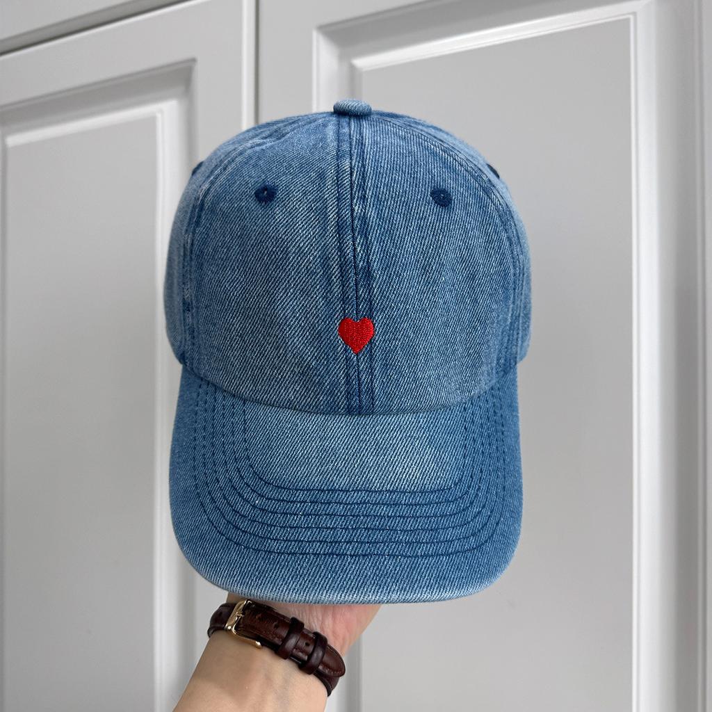 ins new men's and women's small love baseball hat fashion couple casual versatile sunshade cap