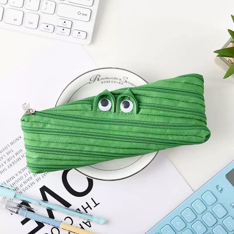 Large Pencil Cases and Pencil Cases Can Be Used In Various Scenarios Such As Student Offices, Schools, Colleges and Offices, As