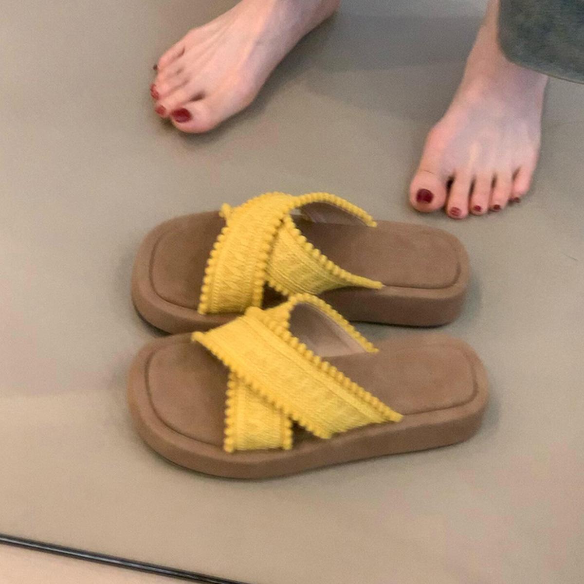 

Vintage Vacation Style Woven Cross Belt Thick Bottom Cool Slippers Women s Gentle Exterior Bohemian Slippers 40 жовтий