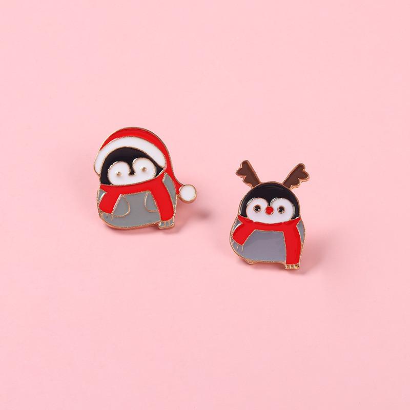 Cute Chubby Christmas Penguin Brooch Adorable Metal Badge For Sweater Accessories