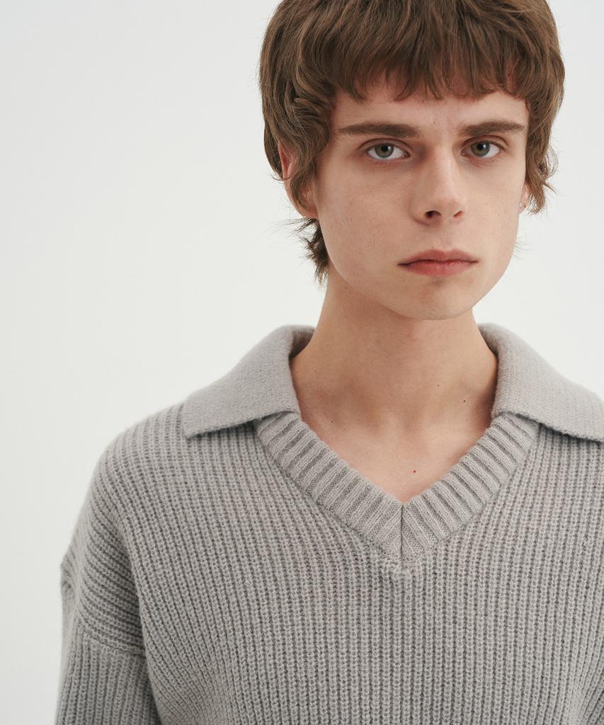 BLOND9 Open Collar V-Neck Knit_Gray