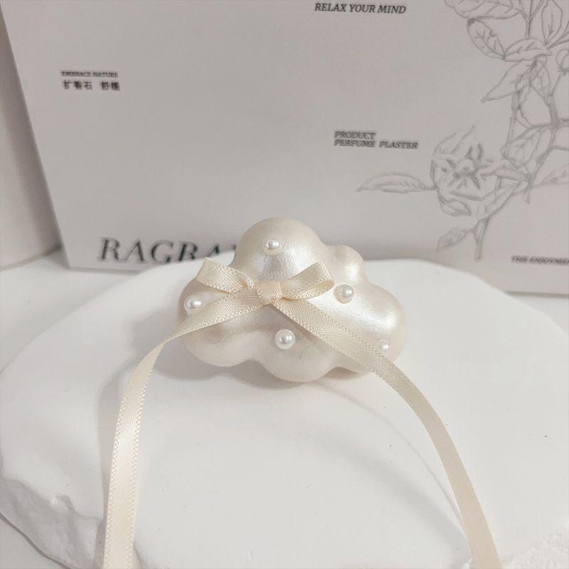 

Car Air Vent Pearl Ribbon Bowknot Pearlescent Perfume Decoration Air Conditioner Car Fragrance Gypsum Diffuser Stone Pearl Cloud (Unscented and No Essential Oil)