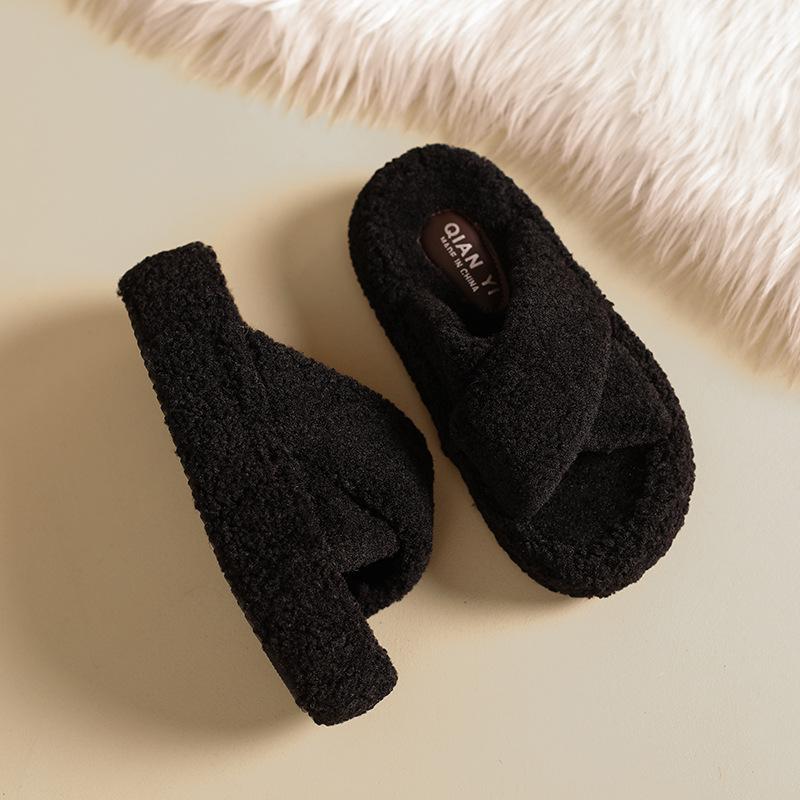 2025 autumn and winter new Korean version of cute fluffy slippers women wear thick bottom home fluff one-word cotton slippers