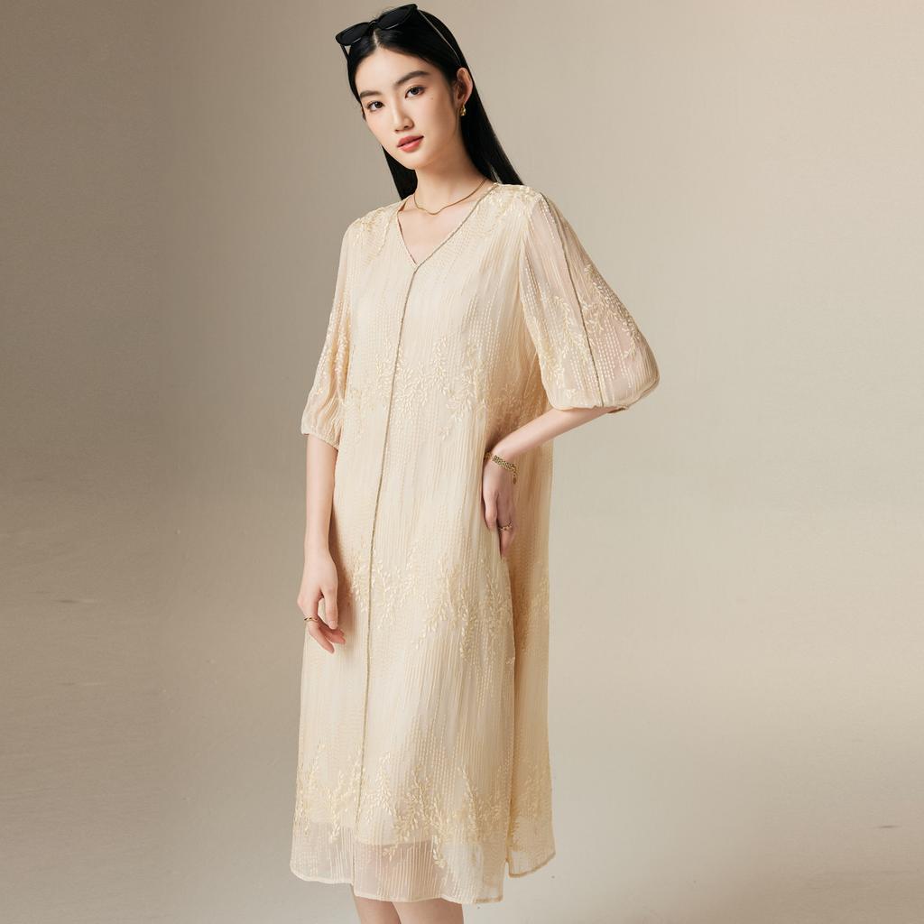 [Heavy Industry Embroidery] Spring and Summer V-neck Gentle Style Loose and Slimming Elegant Silk Dress for Women
