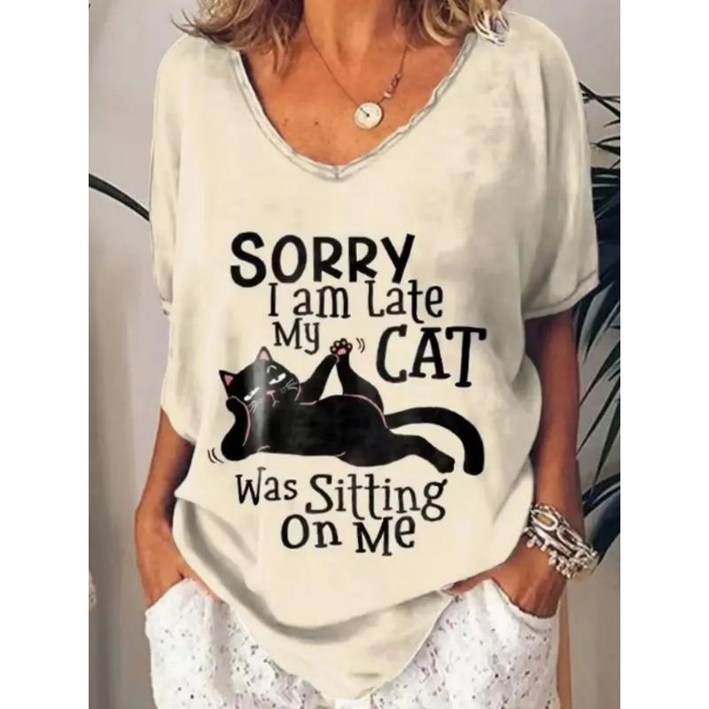 Women's V-neck Short-sleeved T-shirt with Cute Kitten Print