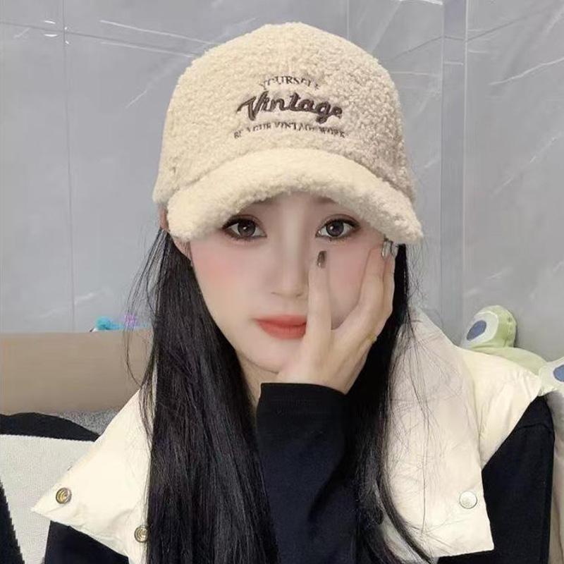 Autumn and Winter Plush Baseball Cap for Men and Women, Simple, Stylish, Versatile, and Warm