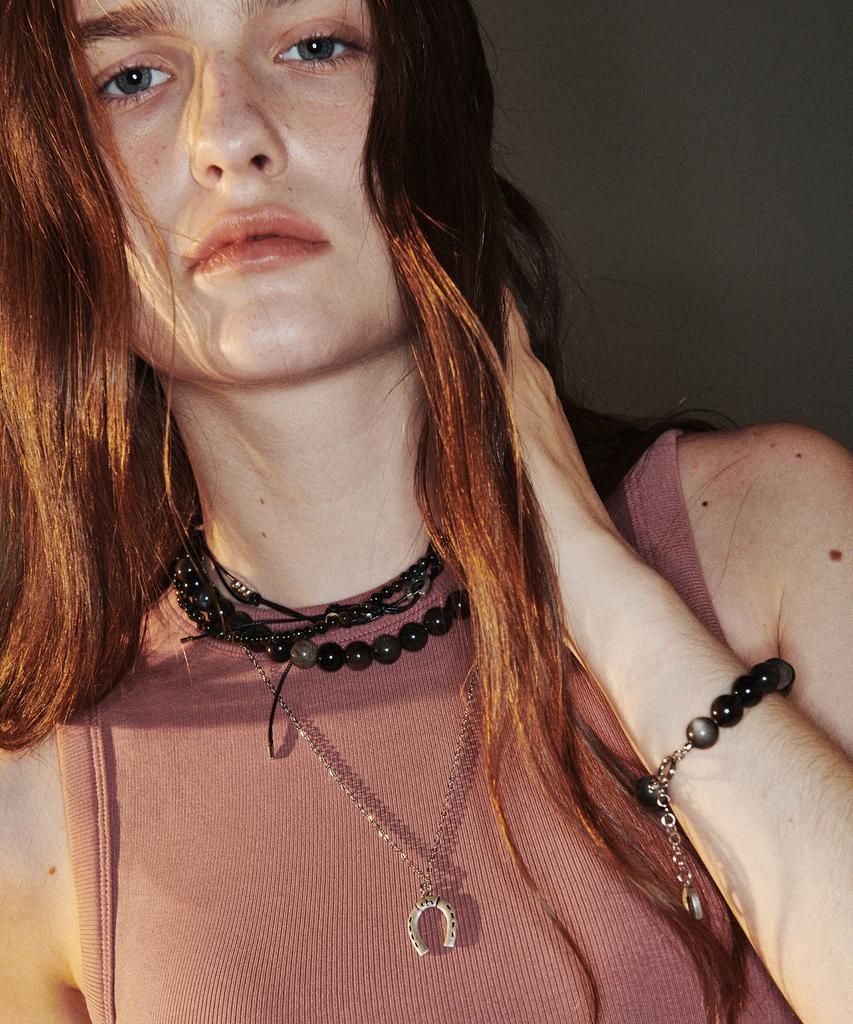 August Harmony Lucky Horseshoe Necklace / 3 Colors