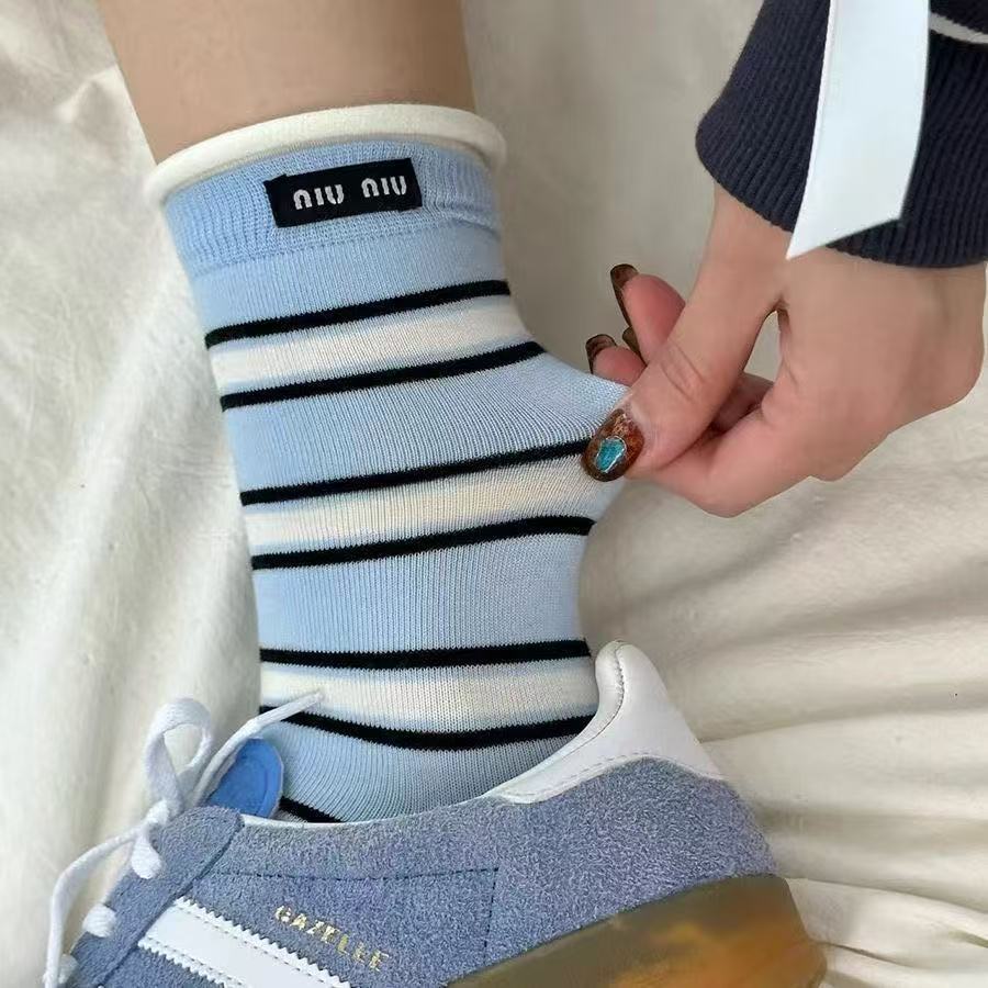 

Универсальные носки, Женские осенние трендовые носки до середины икры, Цветные блоки и пэчворк, Махровые носки, Ретро полосатые носки, Школьный стиль 1 pair синий