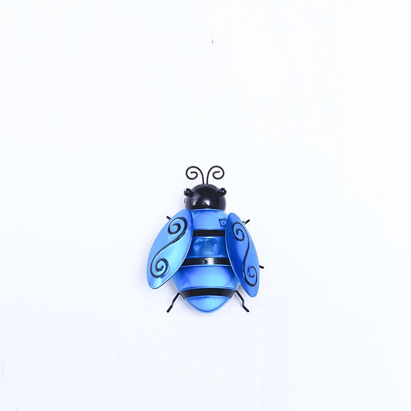Solar Bee Light: Outdoor Garden LED Wall Hanging Decoration, Wrought Iron, Waterproof