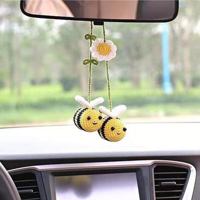 Yousheng Häkelbiene Auto Hängende Dekoration Auto Rückspiegel Handgestrickt Garn Blume Biene Tier Hängendes Ornament Anhänger