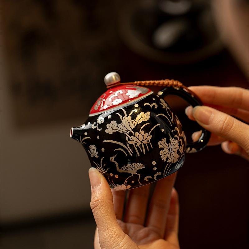 

Черный Глазурованный Серебряный Узор Керамический Эскизный Горшок Чайный Набор Кунг-фу Бытовой Фильтр-шарик Чайник Цапля Лотос Жизнь Дракон Дан Горшок