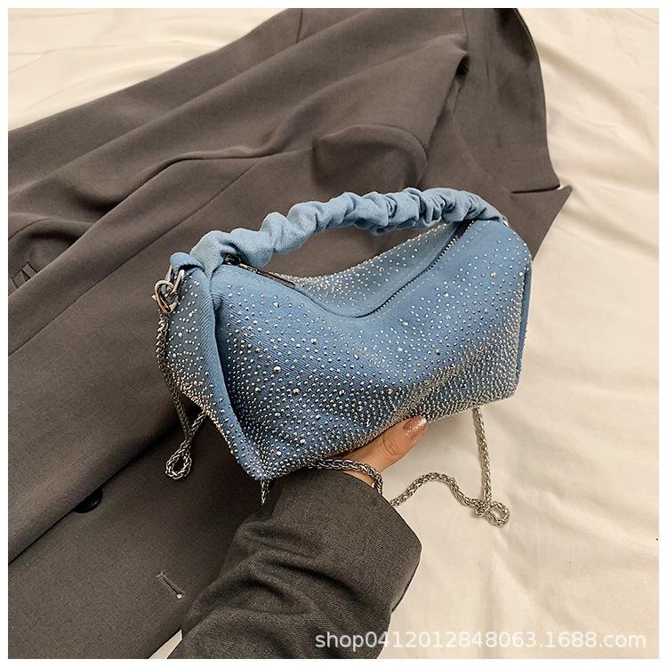 

Denim hot diamond cloud bag pleated portable commuter small bag women s 2025 new Korean version chain messenger small bag