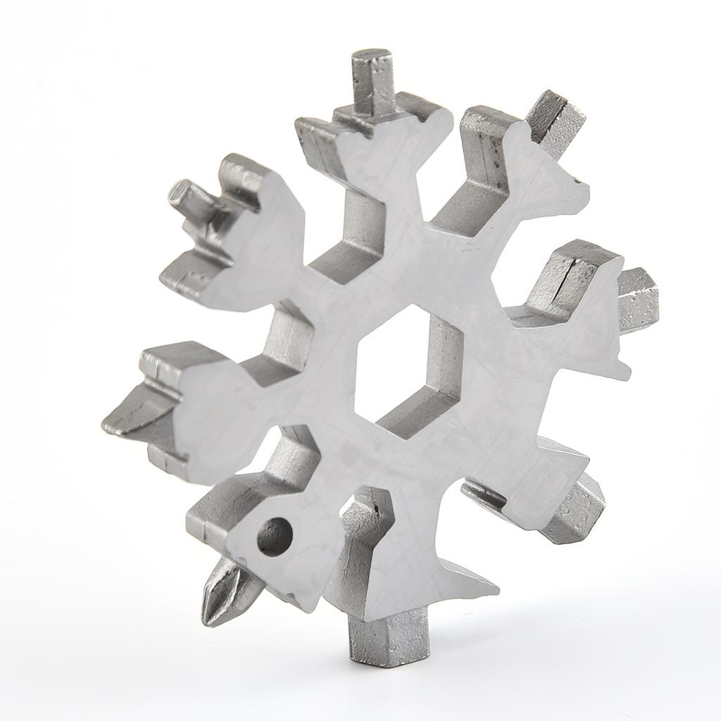 1 Snowflake Multifunctional Tool Silver, Cute Design, Sturdy and Durable, Suitable for Making Keychains and Giving Gifts