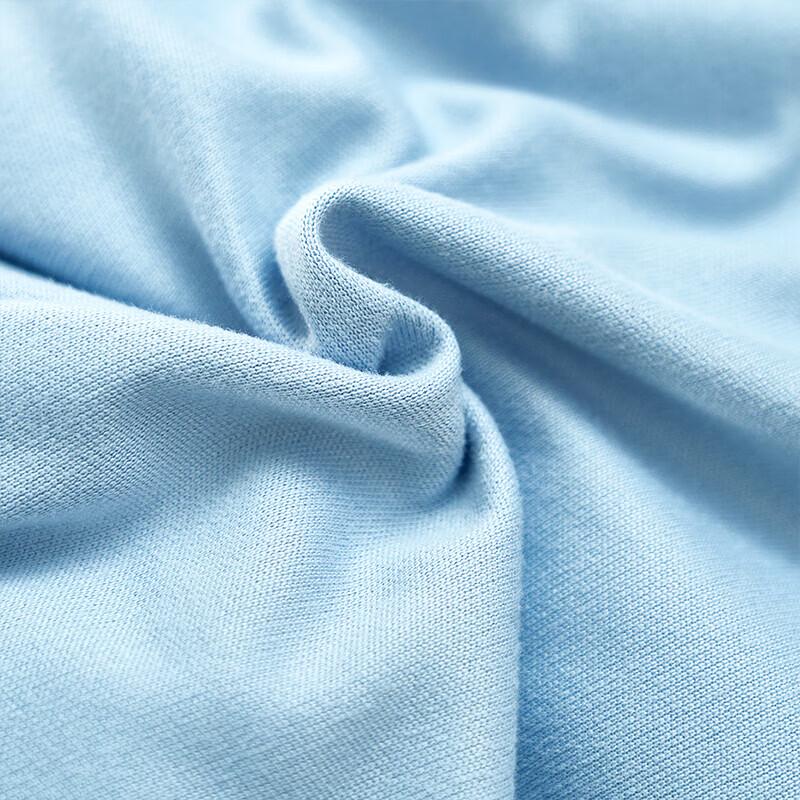 FUANNA Heat-Regulating All-Season Comforter