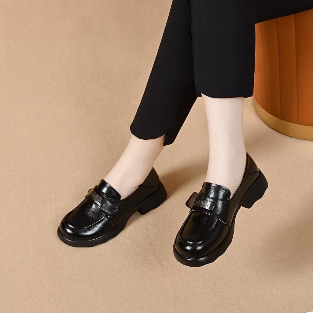 Retro women's shoes spring new simple and comfortable one-pedal British single shoes college style round head small leather shoes