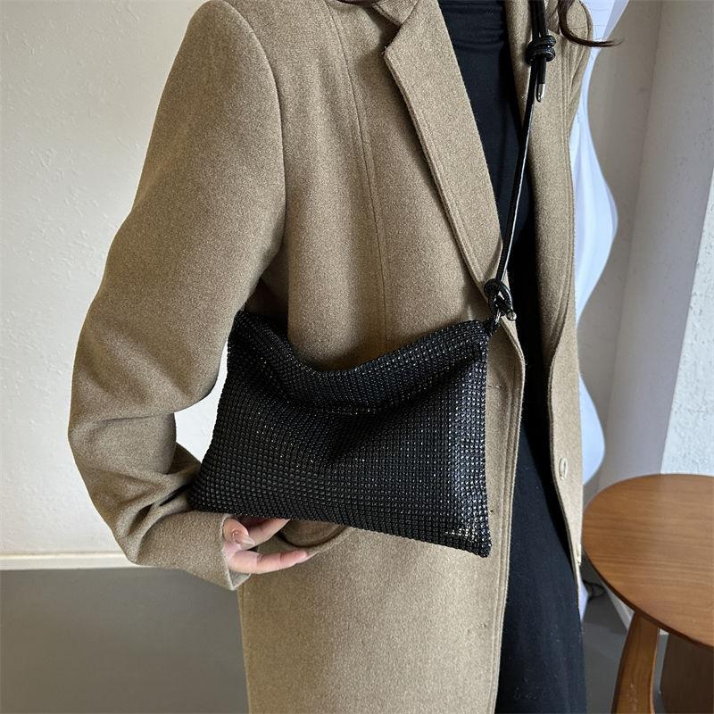 Popular Rhinestone Bag Women, Summer New Senior Foreign Style Shoulder Armpit Bag, Niche Crossbody Bag Bucket Bag