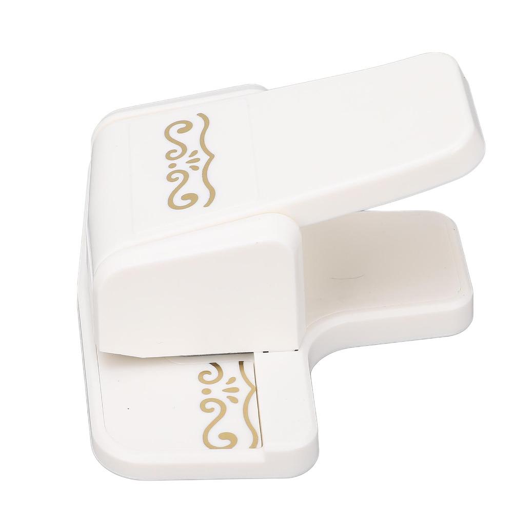 Ergonomic Handle Border Paper Punch Multifunctional Portable Metal Cutter  For Greeting Cards