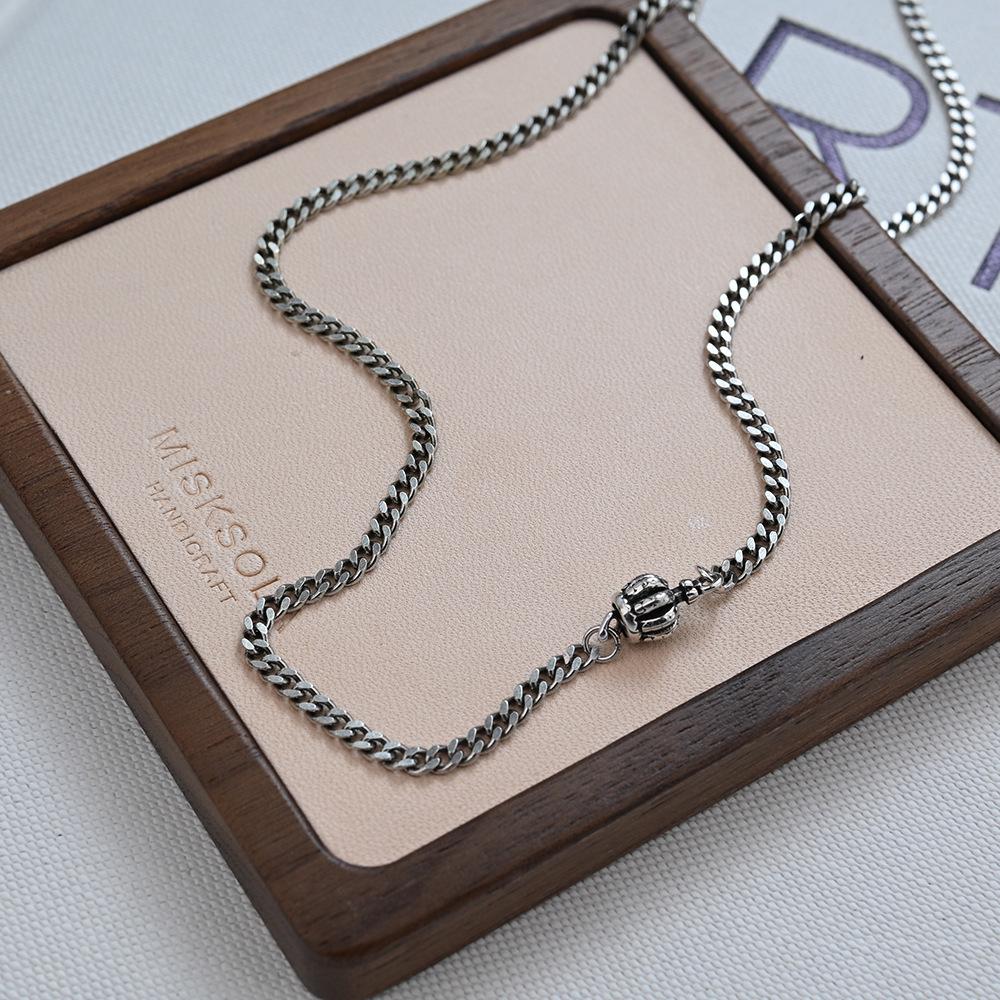 

Xiaohongshu Retro Crown Pendant Necklace with DIY Tank Chain for Women